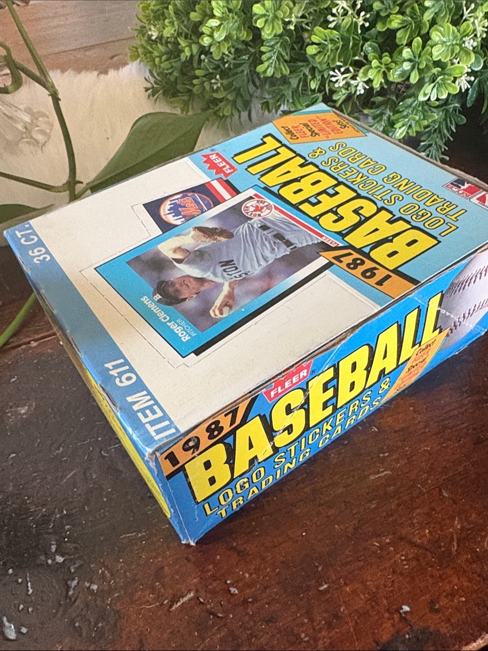 1987 Fleer Wax Box 36 Count Vintage Baseball Cards - Picture 4 of 9